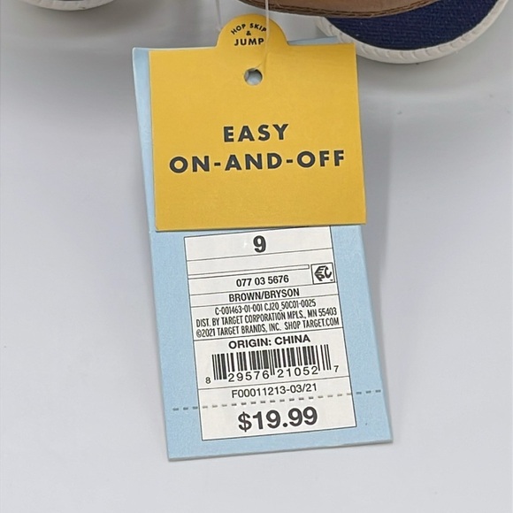 NWT Cat & Jack Bryson Sandals Brown Size 9 - Picture 3 of 7